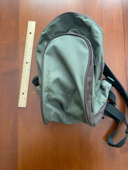 Photo of free Sm. green backpack (Nr Fresh Pond & Mt Auburn Cem.) #1