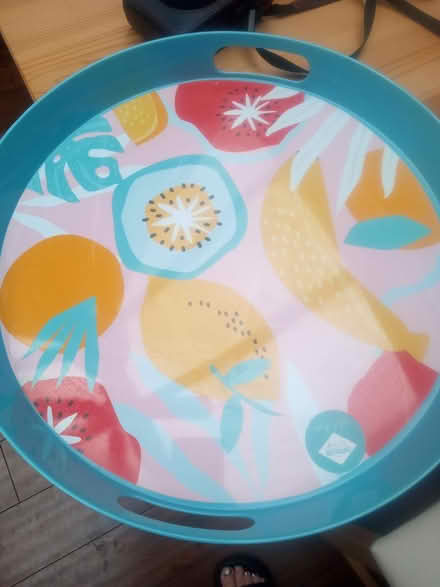 Photo of free Large tray (High park southport) #1
