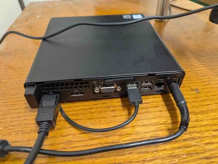 Photo of free a computer and monitor (Near Slack and Merivale) #4