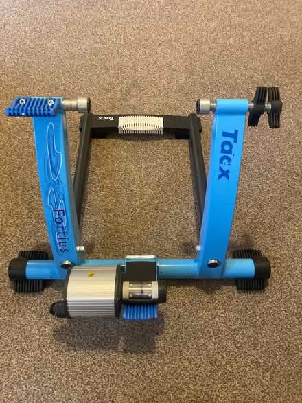 Photo of free Bike trainer Stand (TN35 Ore) #2