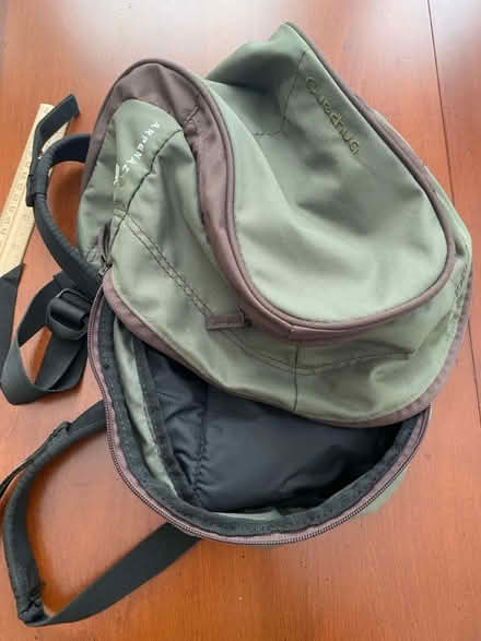 Photo of free Sm. green backpack (Nr Fresh Pond & Mt Auburn Cem.) #2