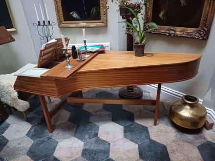 Photo of free harpsichord (Kendal LA9) #2