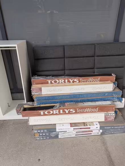 Photo of free Wood laminate flooring & wardrobe (Toronto) #1