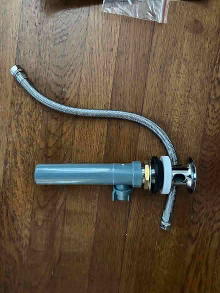 Photo of free lavatory faucet set (Oakland. Crocker Highlands) #1