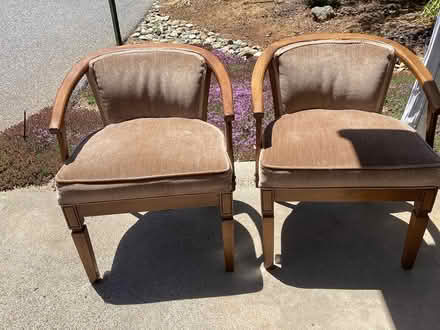 Photo of free Living Room Chairs (Ponderosa Pines MHP) #1