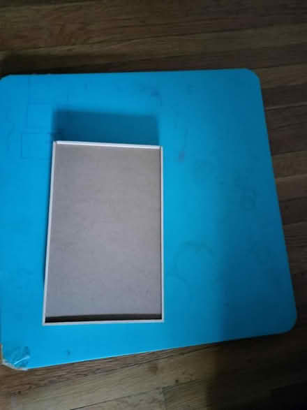 Photo of free Kids table and Christmas puzzle (20818) #1