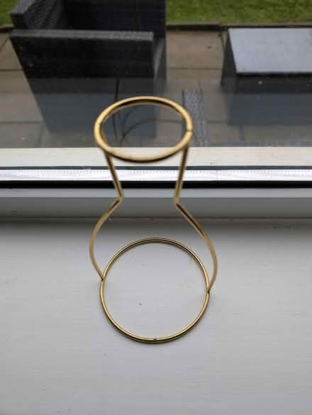 Photo of free Gold frame for dried flowera (Abingdon, OX14 3TD) #2