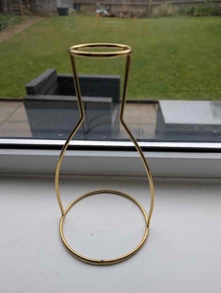 Photo of free Gold frame for dried flowera (Abingdon, OX14 3TD) #3
