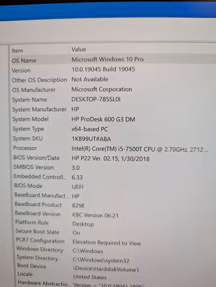 Photo of free a computer and monitor (Near Slack and Merivale) #2
