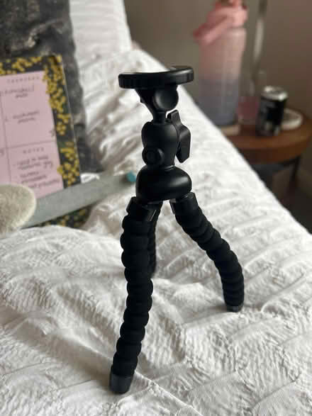 Photo of free Camera phone holder? (Park street st albans) #1