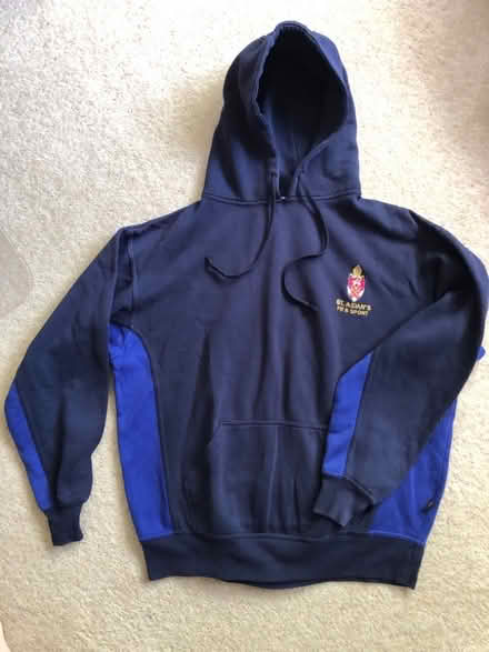Photo of free St Aidan’s school hoodie (Harrogate HG2) #1