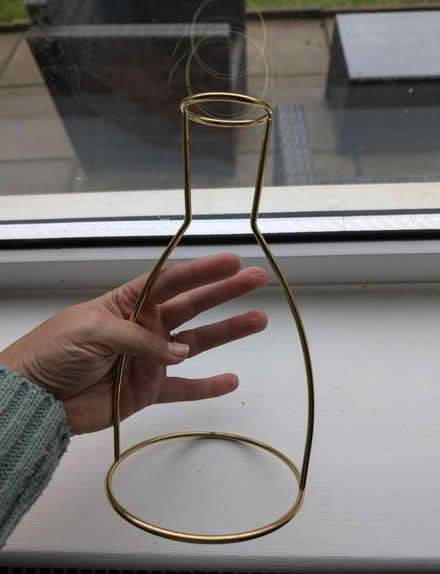 Photo of free Gold frame for dried flowera (Abingdon, OX14 3TD) #1