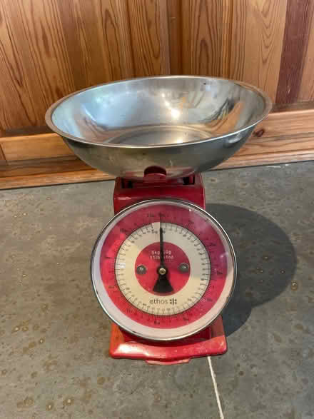 Photo of free Weighing scales (Taffs Well CF15) #1