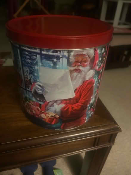 Photo of free Empty Popcorn Tin (95129) #1