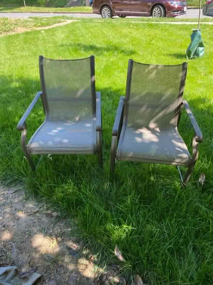 Photo of free Patio chairs (S. 26th St. & S. Ives St) #1
