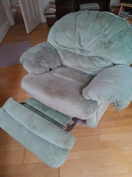 Photo of free 3 piece suite (Bernards Heath AL1) #2