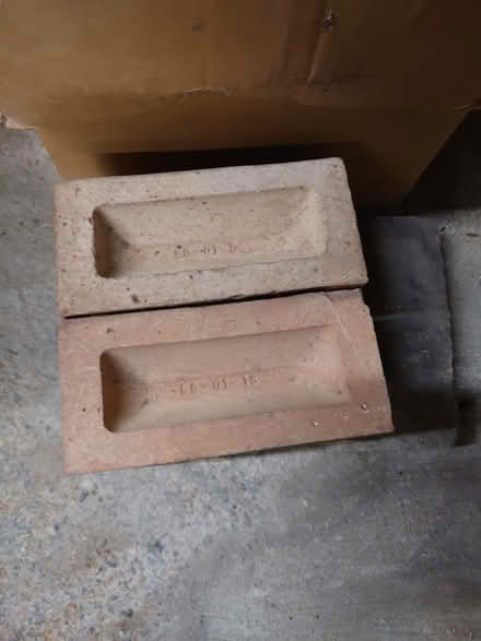 Photo of free Bricks (Balham SW12) #1