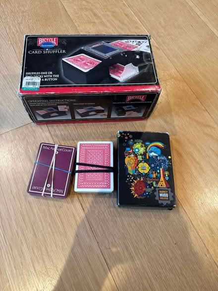 Photo of free Card shuffler and 3 decks cards (95070) #1