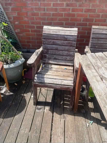 Photo of free Garden table & 4 Chairs (Cheshunt En8) #2