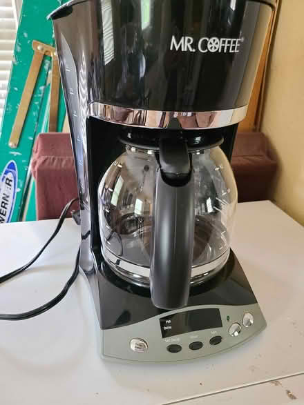 Photo of free 12 cup Mr Coffee coffeemaker (SE highland park) #1