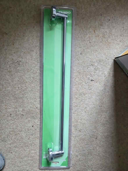 Photo of free Towel rail (Kingsway) #1
