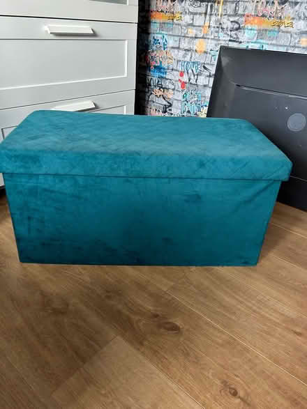 Photo of free Teal velvet effect storage chest (Formby. L37 6BB) #1