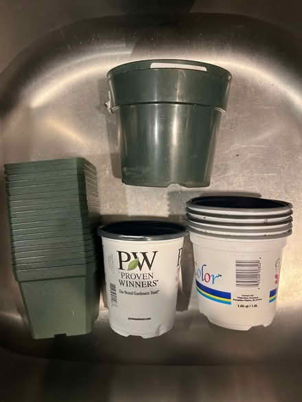 Photo of free Plastic planters (Ridley Park) #1