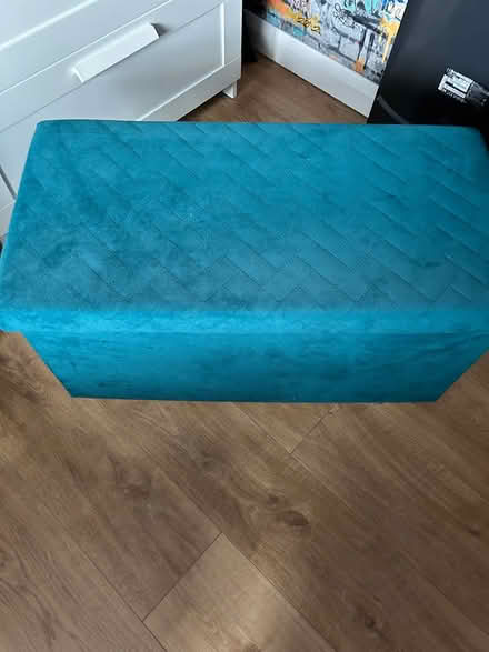 Photo of free Teal velvet effect storage chest (Formby. L37 6BB) #2