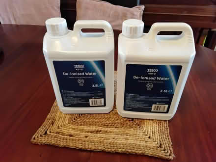 Photo of free 2.5 Litre Water Carriers (Stratford E15 4) #1