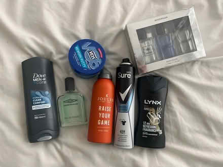 Photo of free Collection of men’s toiletries (Highbury N5) #1