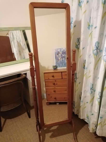 Photo of free Upright mirror (Bowerham LA1) #1