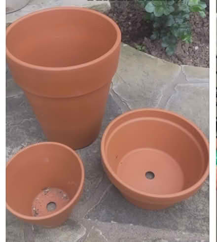 Photo of ceramic pots and saucers (Pleasant Hill) #1