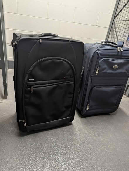 Photo of free 2 large size rolling suitcases (Toronto) #3
