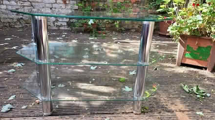 Photo of free Glass tv table London Angel N1 (Angel N1) #4