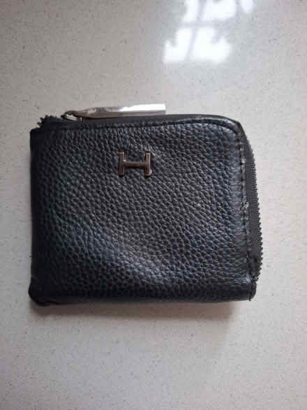 Photo of free Credit cards/coins holder (Emlyn Gardens W12) #1