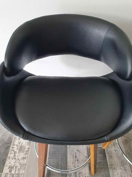 Photo of free Kitchen stools (Whitehouse Common B75) #2