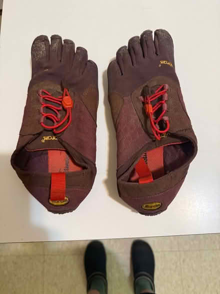 Photo of free 5 finger Vibrum shoes (newton highlands) #2