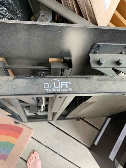 Photo of free Standing desk (Columbia Heights) #1
