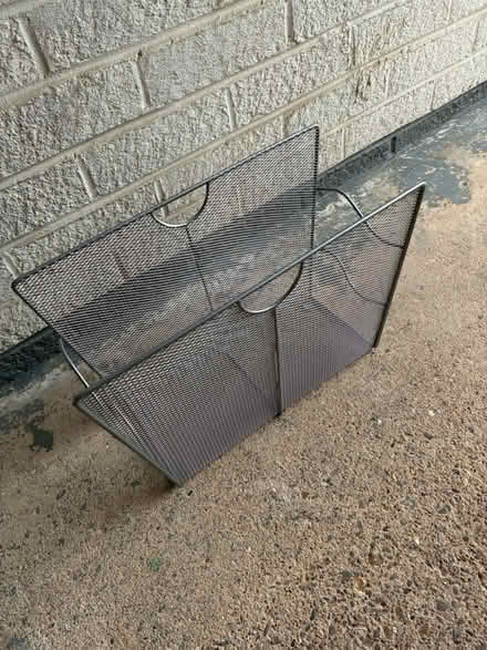 Photo of free Metal magazine rack (Heage DE56) #1