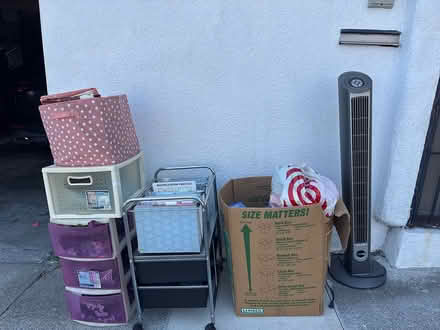 Photo of free Crafts, decor & lots of other stuff (Potrero Hill) #1