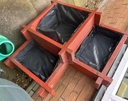 Photo of free Corner garden planter (Clayton Green PR6) #1