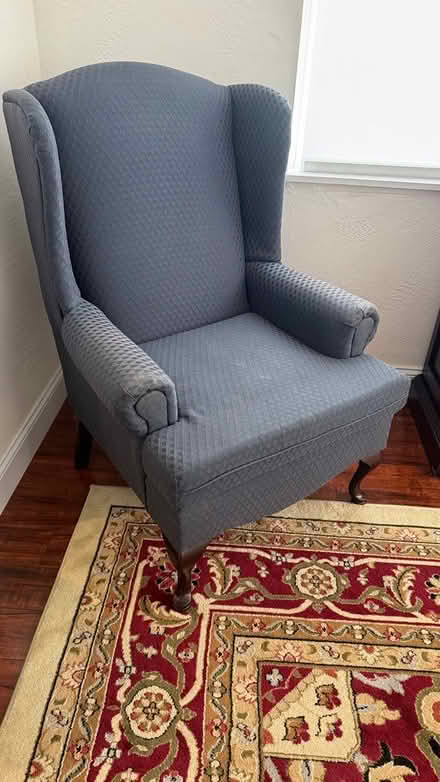 Photo of free Wing back chair (4th Street & 38th Ave) #4
