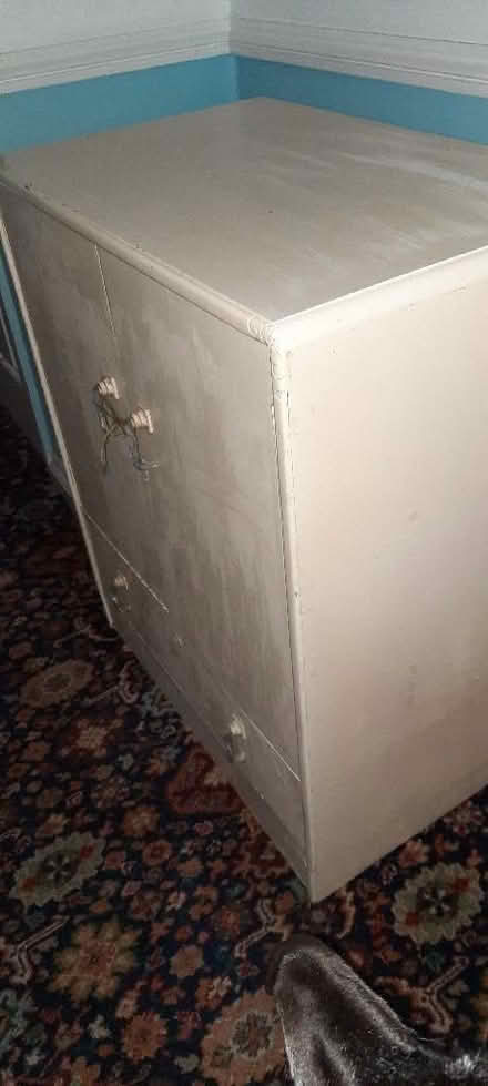 Photo of free Cupboard with drawer - mid 1930s (Woodley RG6) #1