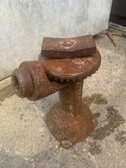 Photo of free Vintage/Classic Vehicle Jack (Bussage GL6) #1