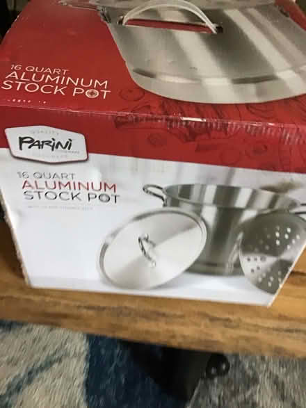 Photo of free Stock pot 16 quart (Mirror Lake Area) #1