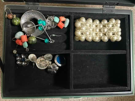 Photo of free Jewellery + jewellery box (Woodhall AL7) #3