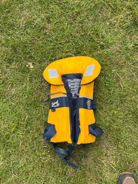 Photo of free Buoyancy aid (CT10) #1