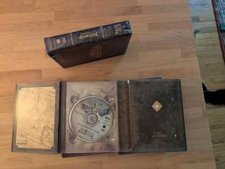 Photo of free Lord of rhe Rings DVD set (Seattle Bitter Lake) #2