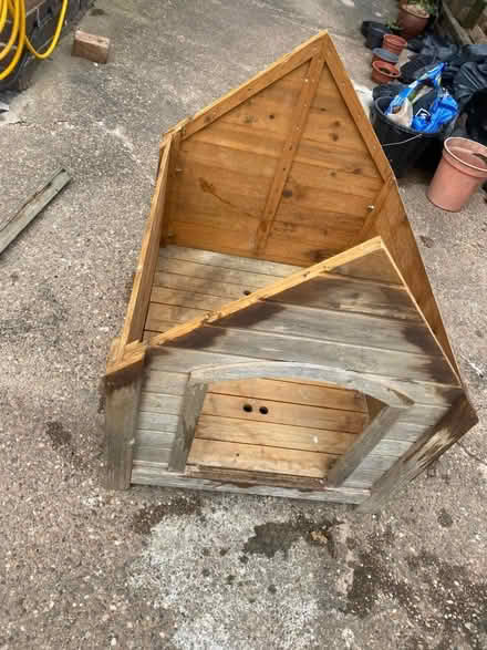 Photo of free Wooden dog house (Bestwood Park) #1
