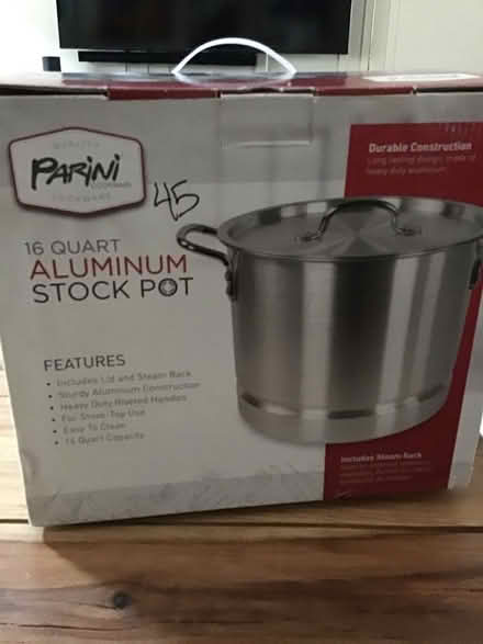 Photo of free Stock pot 16 quart (Mirror Lake Area) #3